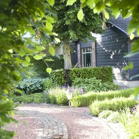 Bed & Breakfast Dorpstraat44