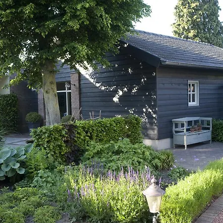 Dorpstraat44 Bed & Breakfast